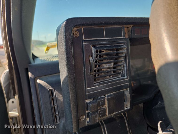 image for item EM7274 1993 Chevrolet C7 dump flatbed truck