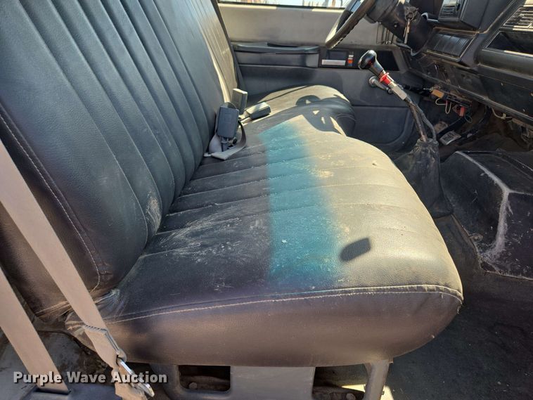 image for item EM7274 1993 Chevrolet C7 dump flatbed truck