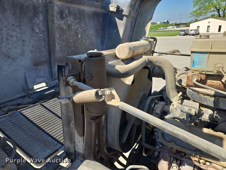 image for item EM7274 1993 Chevrolet C7 dump flatbed truck