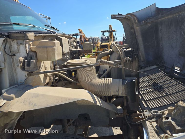 image for item EM7274 1993 Chevrolet C7 dump flatbed truck