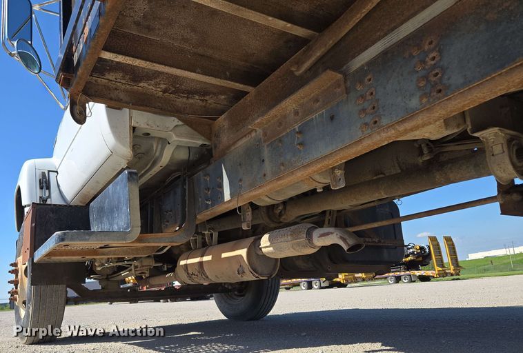 image for item EM7275 1996 GMC TopKick C5500 dump flatbed truck