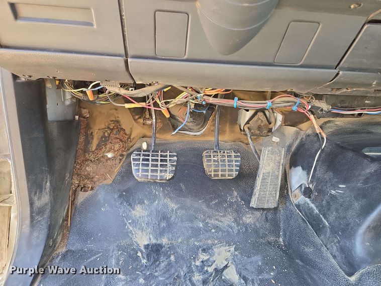 image for item EM7275 1996 GMC TopKick C5500 dump flatbed truck