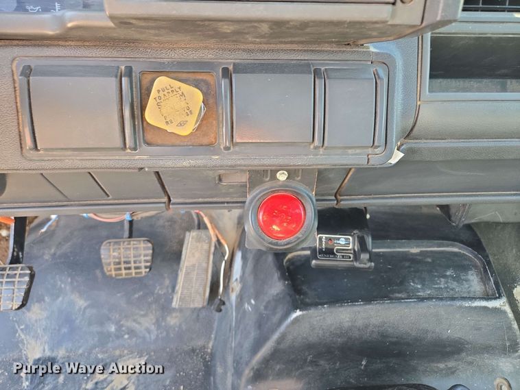 image for item EM7275 1996 GMC TopKick C5500 dump flatbed truck