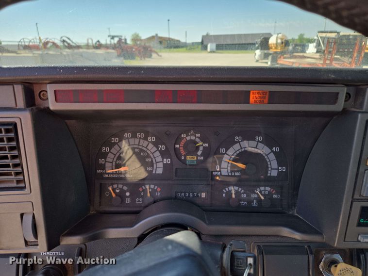 image for item EM7275 1996 GMC TopKick C5500 dump flatbed truck