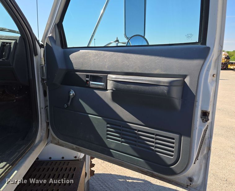 image for item EM7275 1996 GMC TopKick C5500 dump flatbed truck