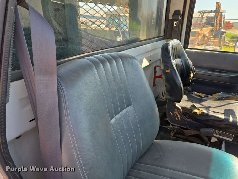 image for item EM7275 1996 GMC TopKick C5500 dump flatbed truck