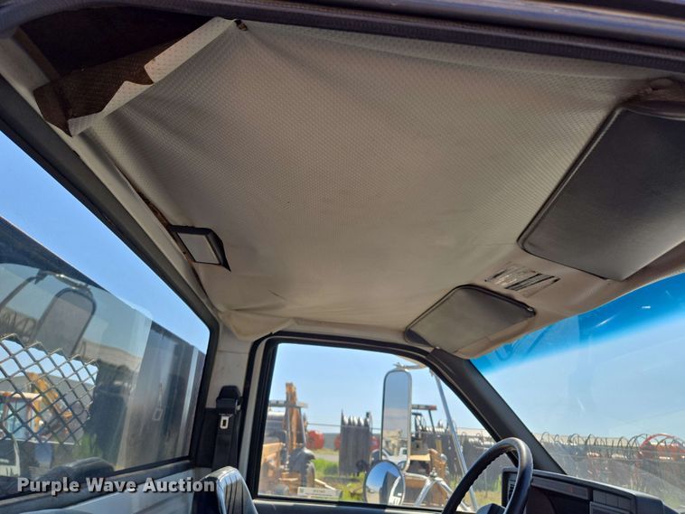 image for item EM7275 1996 GMC TopKick C5500 dump flatbed truck