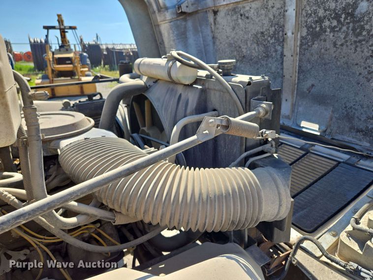 image for item EM7275 1996 GMC TopKick C5500 dump flatbed truck