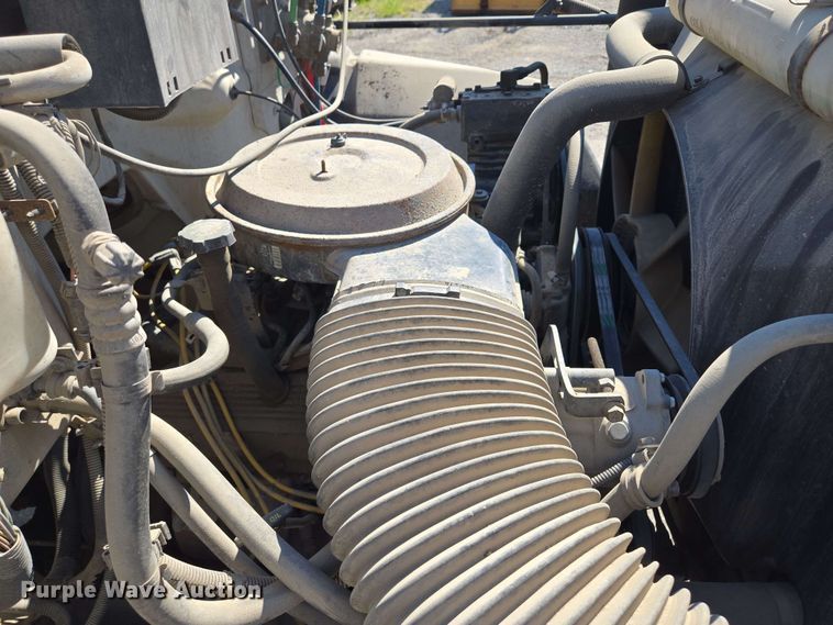 image for item EM7275 1996 GMC TopKick C5500 dump flatbed truck