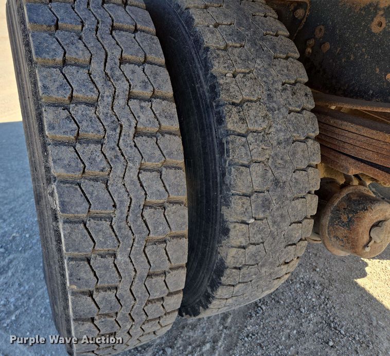 image for item EM7275 1996 GMC TopKick C5500 dump flatbed truck