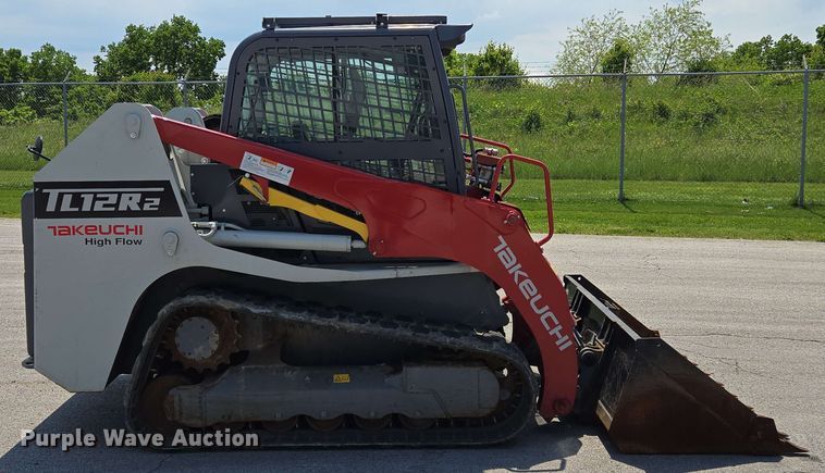 image for item EM7282 2023 Takeuchi TL12R-2 tracked skid steer loader