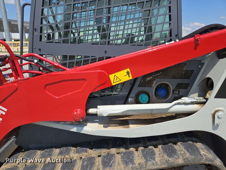 image for item EM7282 2023 Takeuchi TL12R-2 tracked skid steer loader