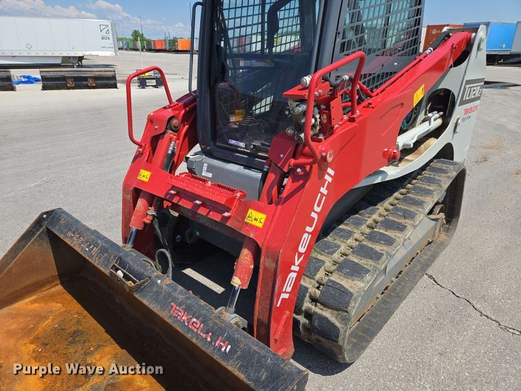 image for item EM7282 2023 Takeuchi TL12R-2 tracked skid steer loader