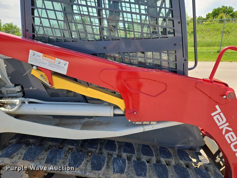 image for item EM7282 2023 Takeuchi TL12R-2 tracked skid steer loader