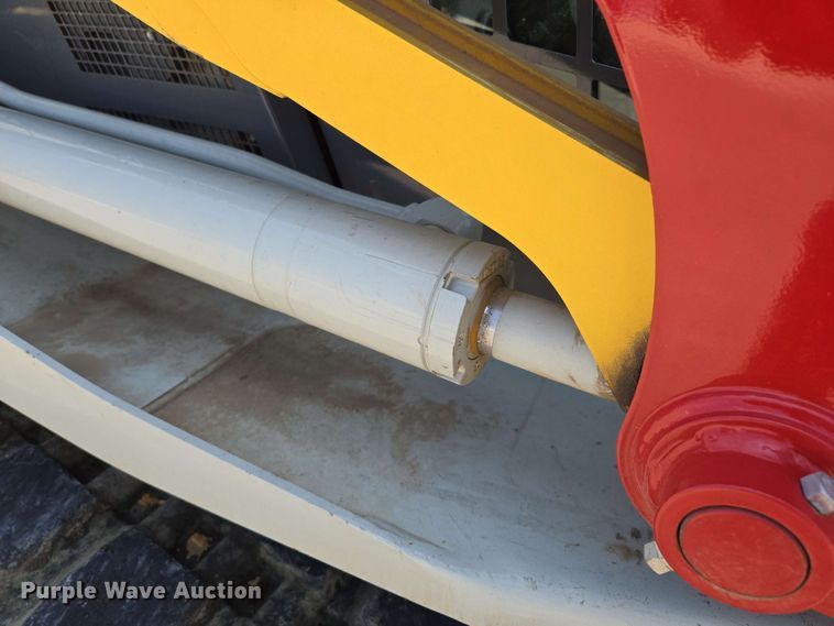 image for item EM7282 2023 Takeuchi TL12R-2 tracked skid steer loader