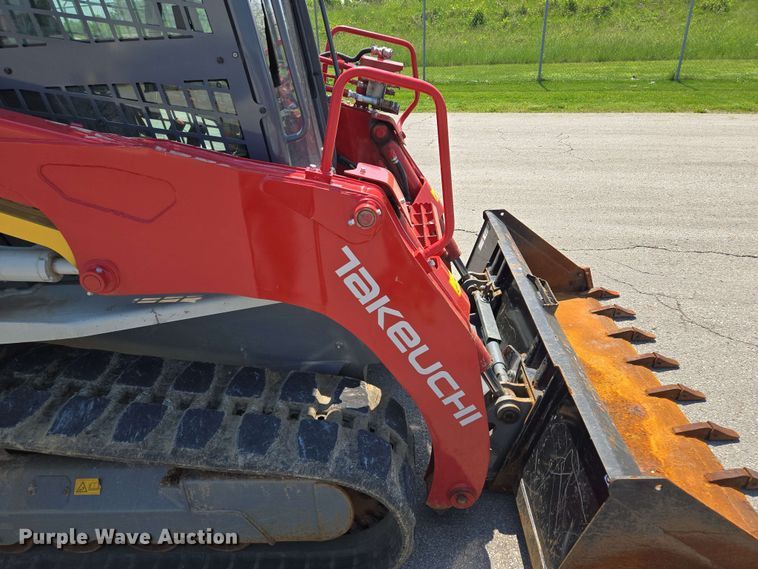 image for item EM7282 2023 Takeuchi TL12R-2 tracked skid steer loader