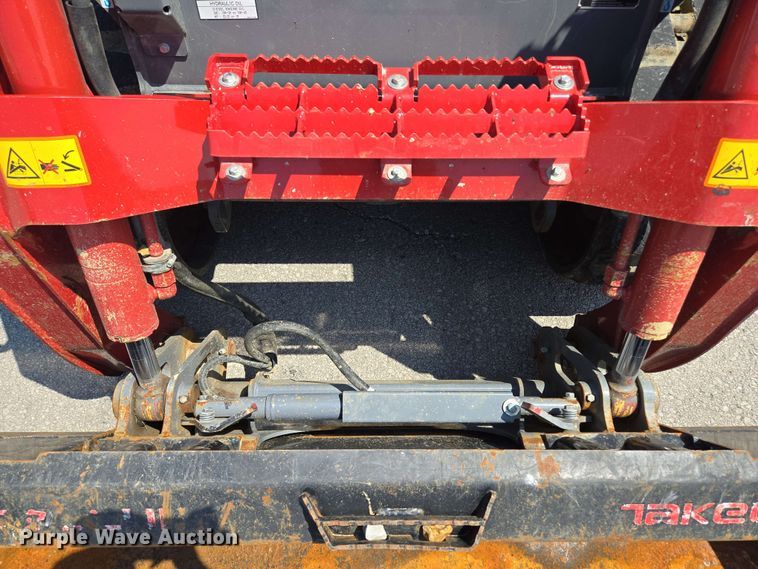 image for item EM7282 2023 Takeuchi TL12R-2 tracked skid steer loader