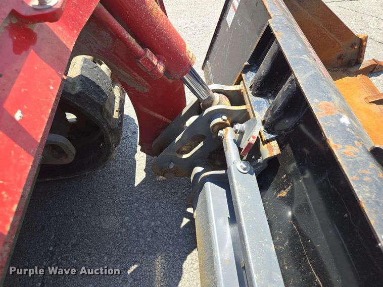 image for item EM7282 2023 Takeuchi TL12R-2 tracked skid steer loader