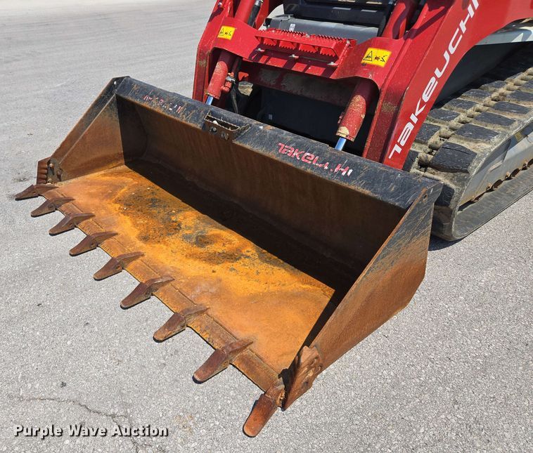 image for item EM7282 2023 Takeuchi TL12R-2 tracked skid steer loader