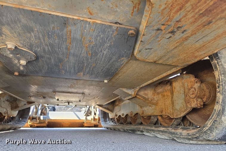 image for item EM7282 2023 Takeuchi TL12R-2 tracked skid steer loader