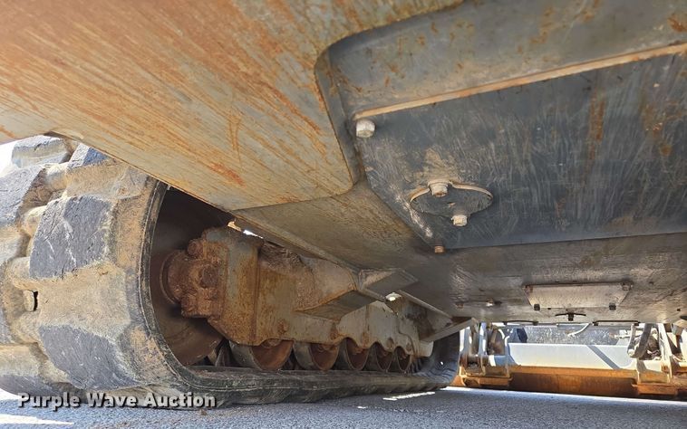 image for item EM7282 2023 Takeuchi TL12R-2 tracked skid steer loader