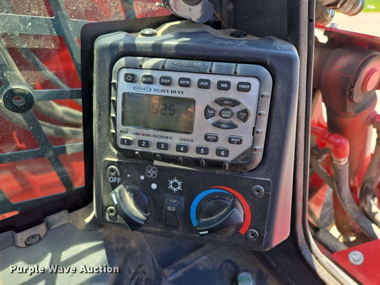 image for item EM7282 2023 Takeuchi TL12R-2 tracked skid steer loader