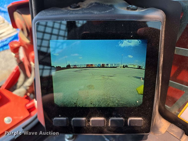 image for item EM7282 2023 Takeuchi TL12R-2 tracked skid steer loader