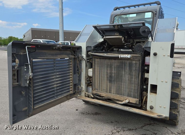 image for item EM7282 2023 Takeuchi TL12R-2 tracked skid steer loader