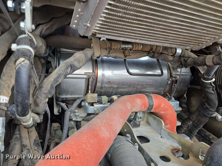 image for item EM7282 2023 Takeuchi TL12R-2 tracked skid steer loader