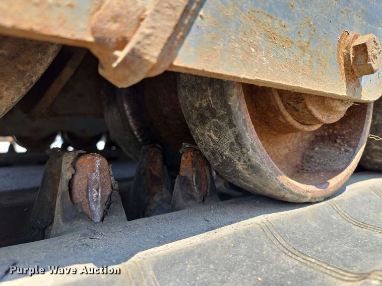 image for item EM7282 2023 Takeuchi TL12R-2 tracked skid steer loader