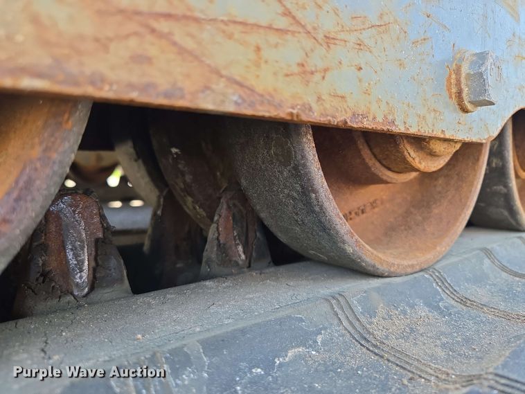 image for item EM7282 2023 Takeuchi TL12R-2 tracked skid steer loader