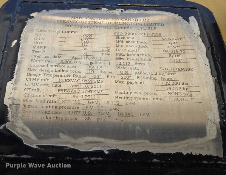 image for item EM7293 2012 International 7500 vacuum truck