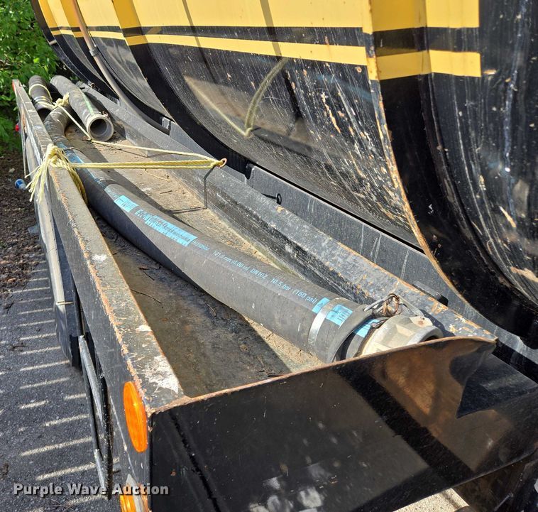 image for item EM7293 2012 International 7500 vacuum truck