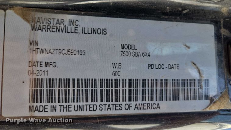 image for item EM7293 2012 International 7500 vacuum truck