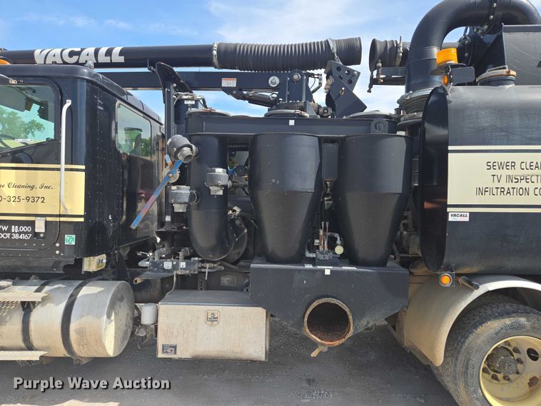 image for item EM7294 2006 International 5500i sewer jetter truck