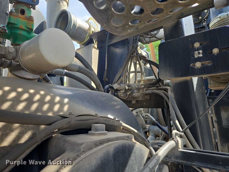 image for item EM7294 2006 International 5500i sewer jetter truck