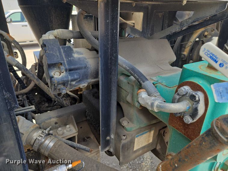 image for item EM7294 2006 International 5500i sewer jetter truck