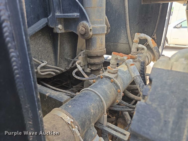 image for item EM7294 2006 International 5500i sewer jetter truck