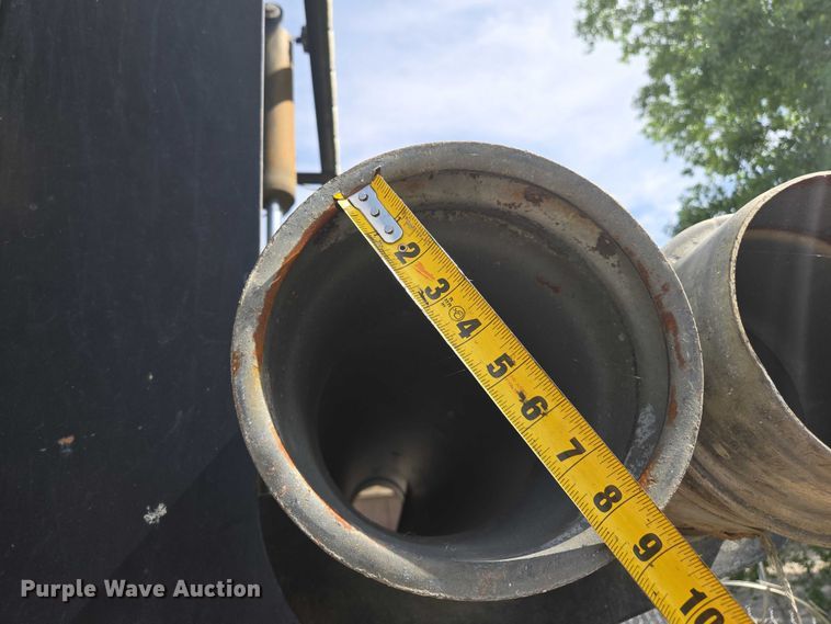 image for item EM7294 2006 International 5500i sewer jetter truck