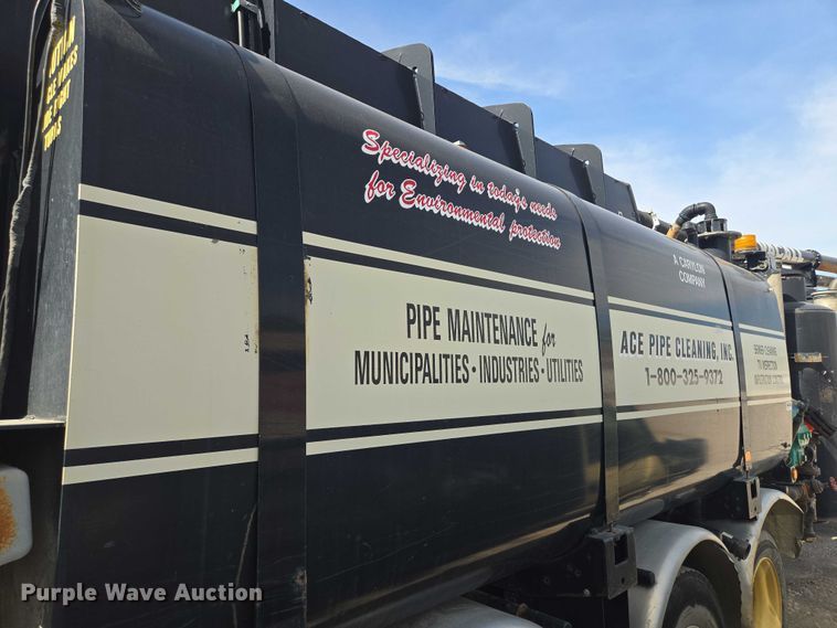 image for item EM7294 2006 International 5500i sewer jetter truck