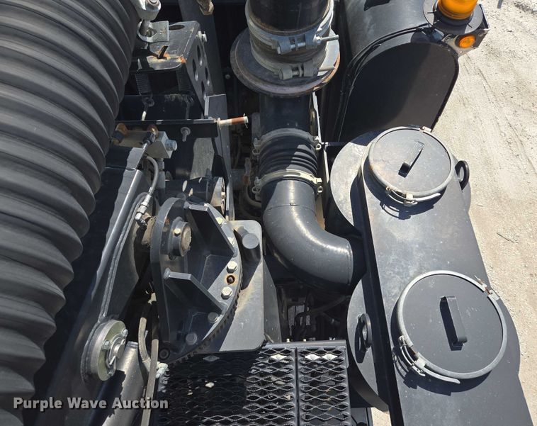 image for item EM7294 2006 International 5500i sewer jetter truck