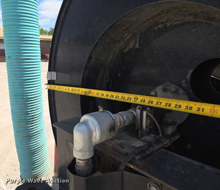 image for item EM7294 2006 International 5500i sewer jetter truck