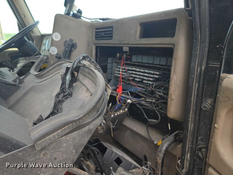 image for item EM7294 2006 International 5500i sewer jetter truck