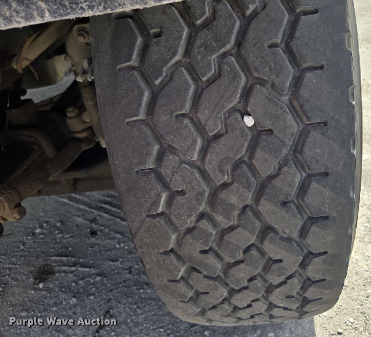 image for item EM7294 2006 International 5500i sewer jetter truck