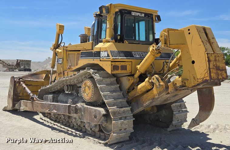 image for item EM7295 1994 Caterpillar D8N dozer