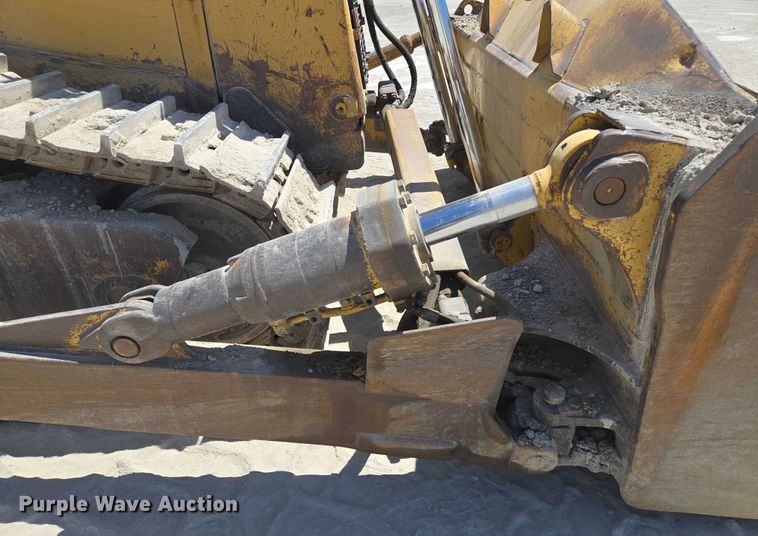 image for item EM7295 1994 Caterpillar D8N dozer