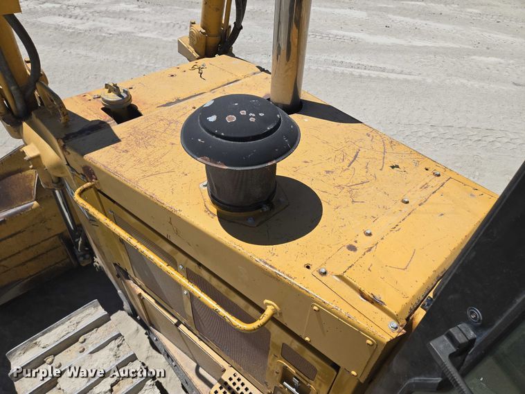image for item EM7295 1994 Caterpillar D8N dozer