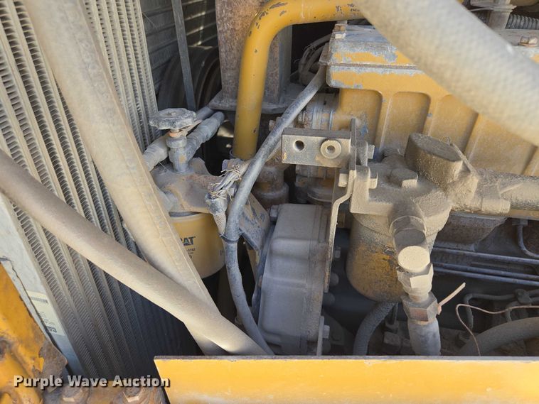 image for item EM7295 1994 Caterpillar D8N dozer