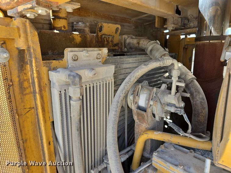 image for item EM7295 1994 Caterpillar D8N dozer