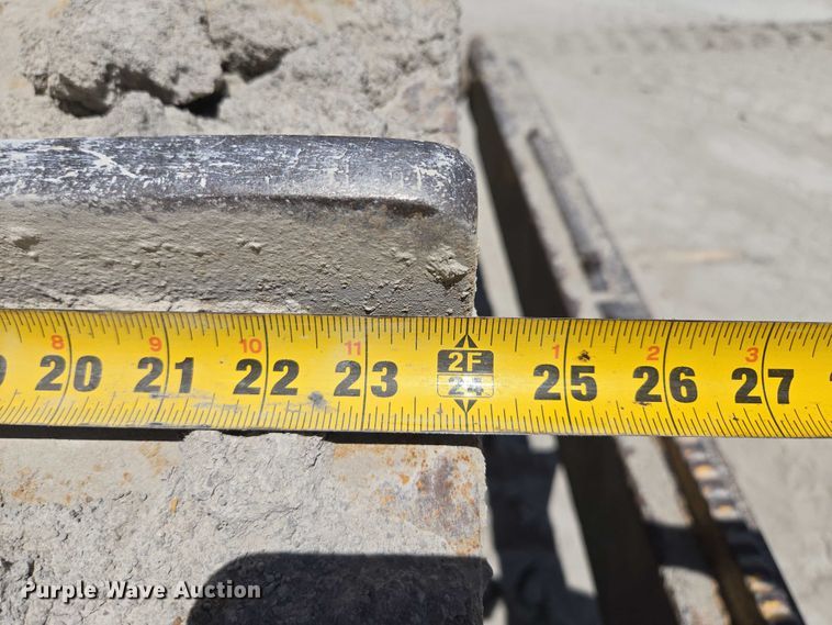 image for item EM7295 1994 Caterpillar D8N dozer